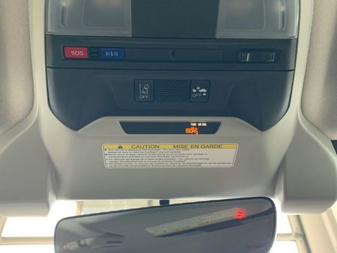 Certified 2022 Subaru Crosstrek 2.0i Premium image 10