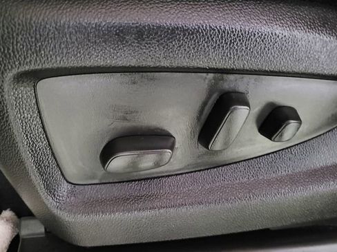 Used 2015 Chevrolet Tahoe LTZ image 30