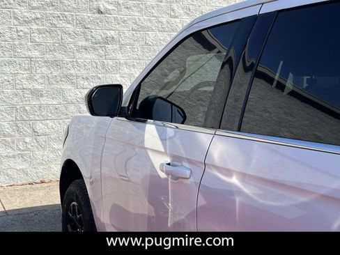 Used 2022 Ford Expedition Timberline image 9