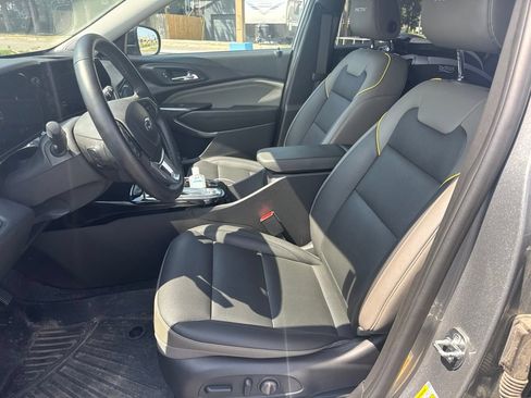 Used 2024 Chevrolet Trax ACTIV w/ Driver Confidence Package FWD image 15