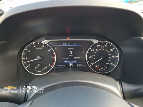 Used 2025 Nissan Altima 2.5 SV FWD image 15