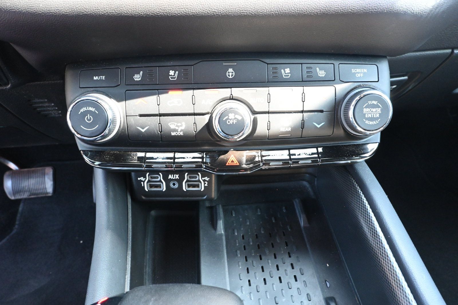 Used 2025 Dodge Durango R/T AWD/4WD image 19