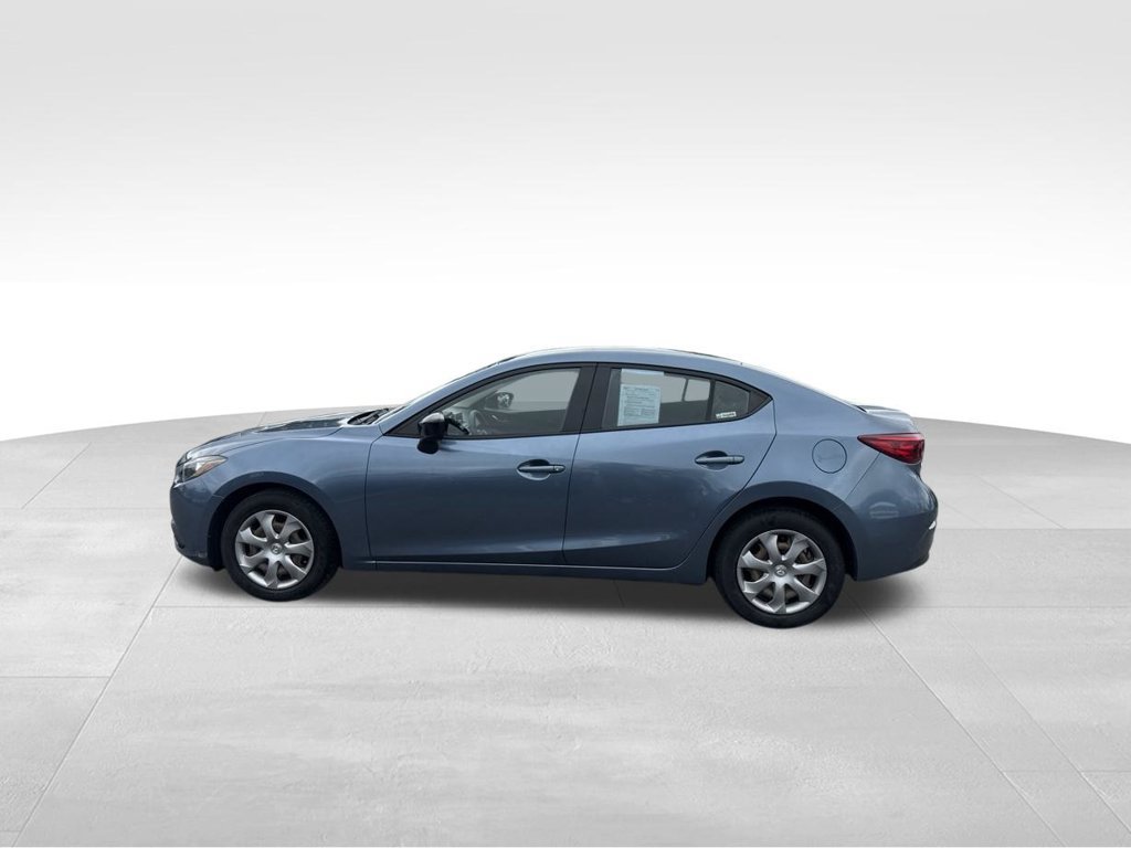 Used 2015 MAZDA MAZDA3 i SV FWD image 2