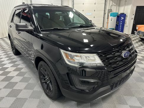Used 2017 Ford Explorer 4WD image 5