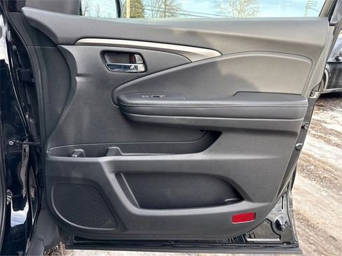 Used 2019 Honda Ridgeline Sport image 25