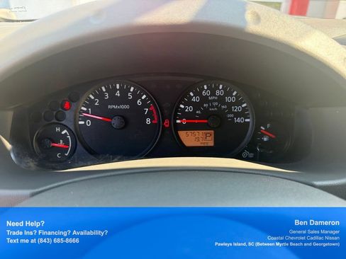Used 2020 Nissan Frontier SV RWD image 6