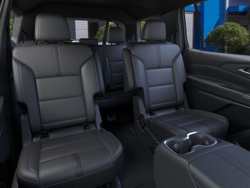 New 2026 Chevrolet Traverse High Country w/ LPO, Floor Liner Package image 17