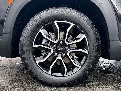 New 2025 Chevrolet TrailBlazer ACTIV w/ Convenience Package FWD image 12
