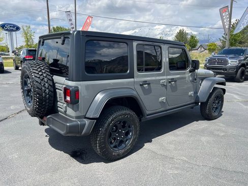 Used 2023 Jeep Wrangler Unlimited w/ Cold Weather Group AWD/4WD image 6