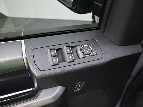 Used 2019 Ford F150 XLT w/ Equipment Group 302A Luxury AWD/4WD image 11