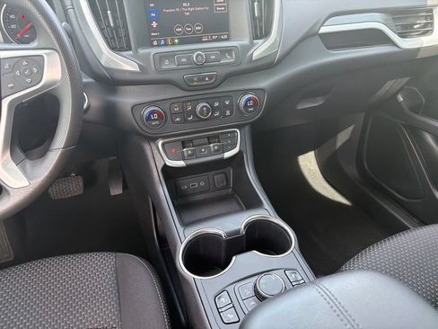 Used 2023 GMC Terrain SLE w/ Driver Convenience Package AWD/4WD image 15