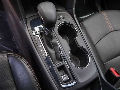 Used 2024 Chevrolet Equinox Premier FWD image 19