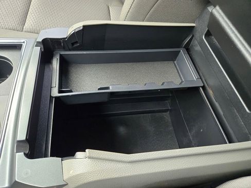 Used 2022 Ford F250 XLT w/ XLT Premium Package image 12