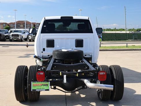 New 2026 RAM 4500 Tradesman RWD image 5