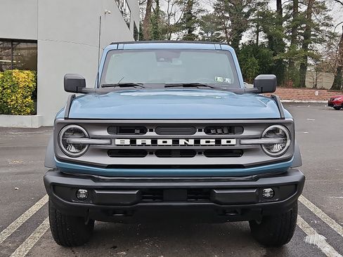 Used 2023 Ford Bronco Big Bend image 2
