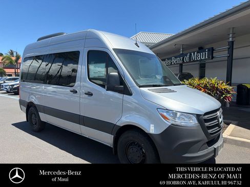Used 2025 Mercedes-Benz Sprinter 2500 image 1