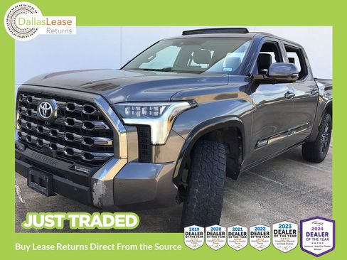 Used 2022 Toyota Tundra Platinum RWD image 1