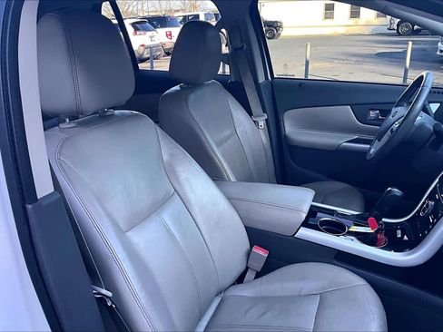Used 2014 Ford Edge Limited w/ Driver Entry Package image 8