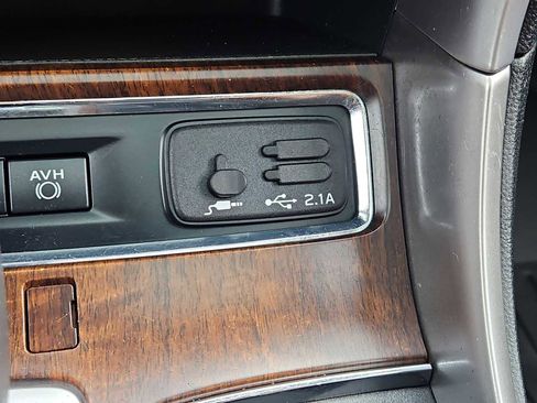 Used 2020 Subaru Ascent Touring image 19