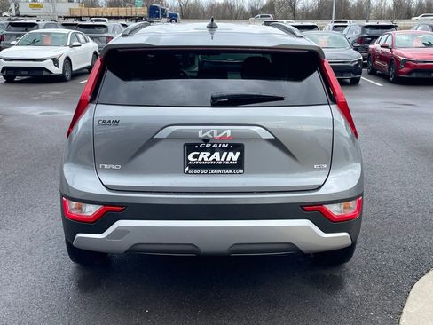 New 2026 Kia Niro LX image 6