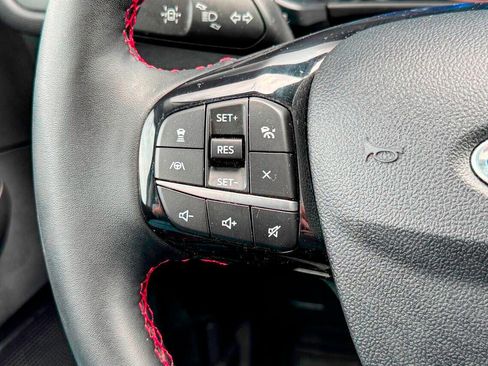 Used 2022 Ford Escape SEL w/ SEL Stealth AWD Package image 30