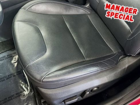 Used 2018 Kia Niro Touring image 23