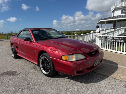 Used 1996 Ford Mustang GT image 3