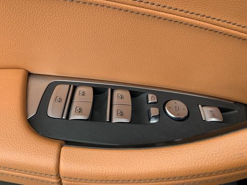 Used 2021 BMW X3 M40i w/ Executive Package image 12