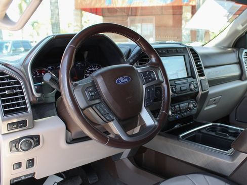 Used 2019 Ford F450 Limited image 24