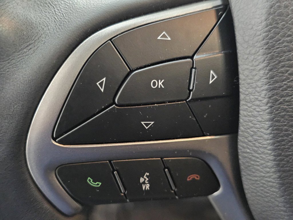 Used 2019 Jeep Grand Cherokee Altitude AWD/4WD image 33