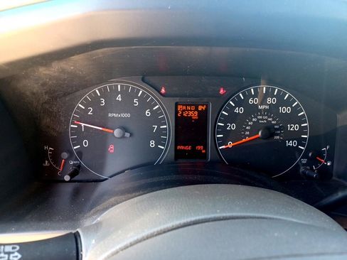 Used 2012 Nissan NV 3500 SL w/ Technology Pkg image 11