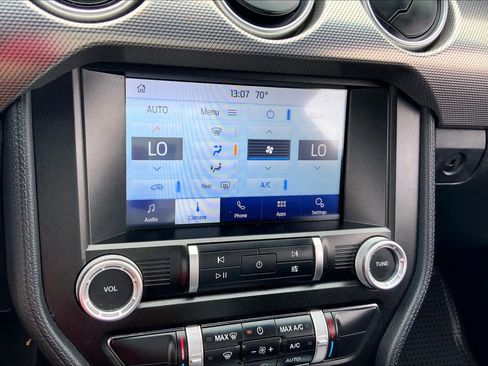Used 2020 Ford Mustang Coupe w/ Equipment Group 101A RWD image 27