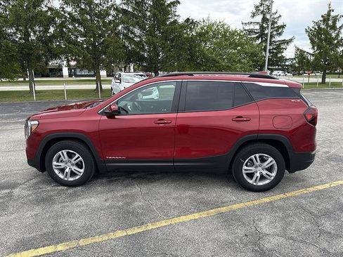 Used 2023 GMC Terrain SLE w/ Driver Convenience Package FWD image 52