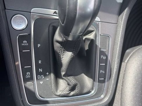 Used 2017 Volkswagen Golf Alltrack SE AWD/4WD image 22