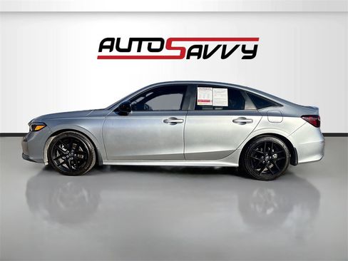 Used 2025 Honda Civic Sport image 4