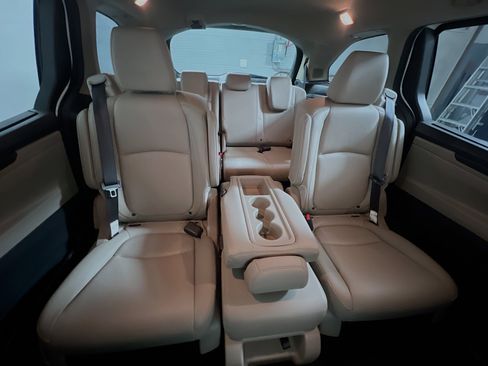Used 2018 Honda Odyssey Elite image 33
