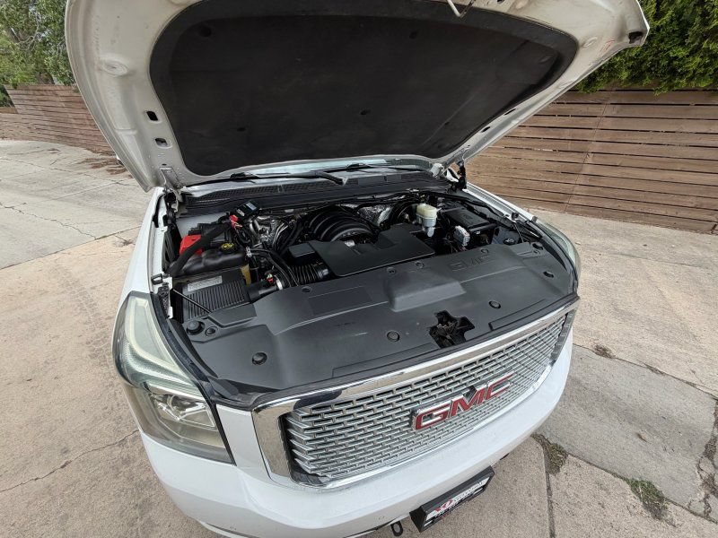 Used 2016 GMC Yukon Denali w/ Open Road Package AWD/4WD image 20