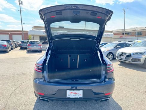 Used 2018 Porsche Macan Sport Edition image 21