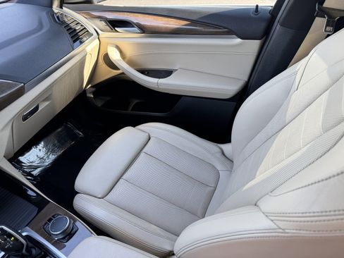 Used 2019 BMW X3 xDrive30i w/ Executive Package image 16