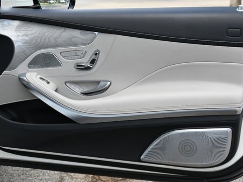Used 2017 Mercedes-Benz S 550 Cabriolet image 20