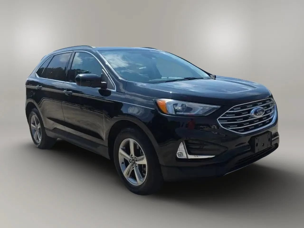 Used 2021 Ford Edge SEL w/ Convenience Package FWD image 3