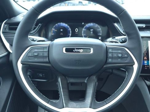 New 2026 Jeep Grand Cherokee Limited AWD/4WD image 27