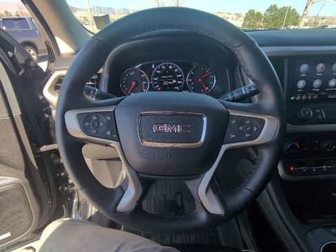 Used 2023 GMC Acadia Denali w/ Black Diamond Edition AWD/4WD image 9