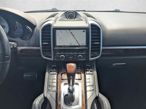 Used 2013 Porsche Cayenne S AWD/4WD image 14