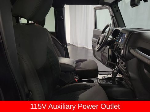 Used 2017 Jeep Wrangler Unlimited Sport AWD/4WD image 27
