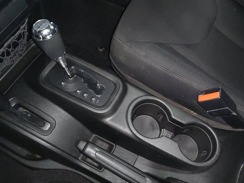 Used 2017 Jeep Wrangler Unlimited Sport image 26