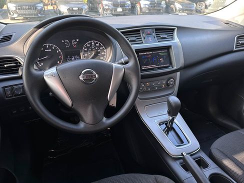 Used 2013 Nissan Sentra S FWD image 2