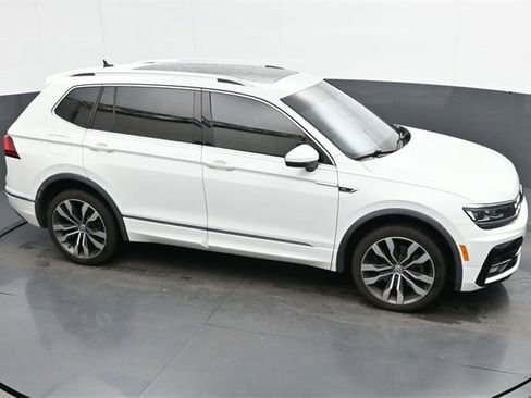 Used 2020 Volkswagen Tiguan SEL Premium R-Line image 19