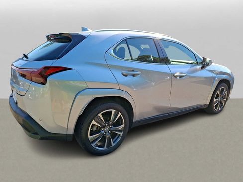 Used 2023 Lexus UX 250h AWD w/ Accessory Package (Z2) image 4