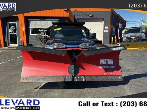 Used 2015 Chevrolet Silverado 3500 W/T w/ WT Convenience Package image 2